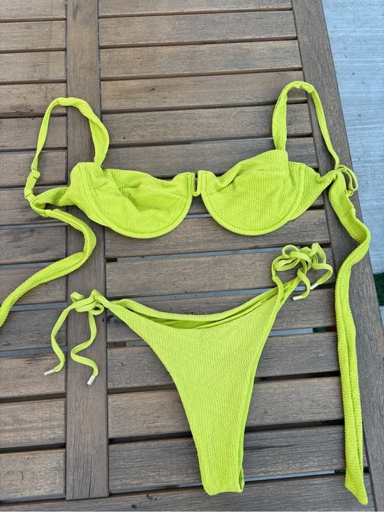 Monday Swimwear Neon Lime Crinkle Bikini Set Size VV