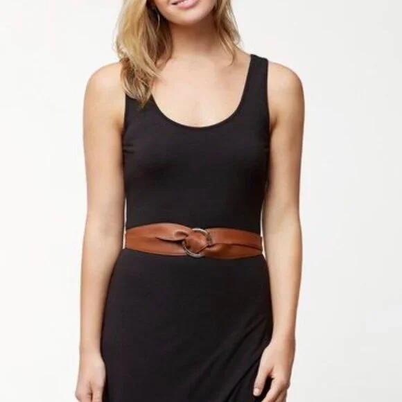 Tommy Bahama Natural Sands Leather Belt