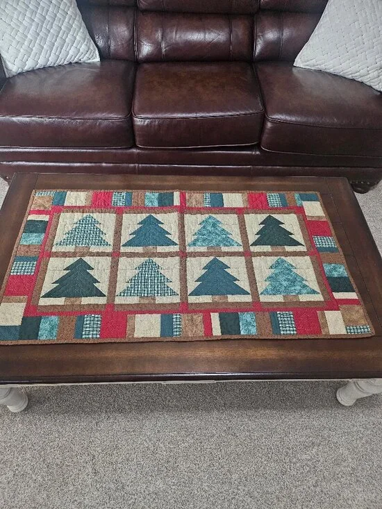 Vintage Handmade Holiday Rustic Evergreen Tree Patchwork Block Table/Wall Quilt