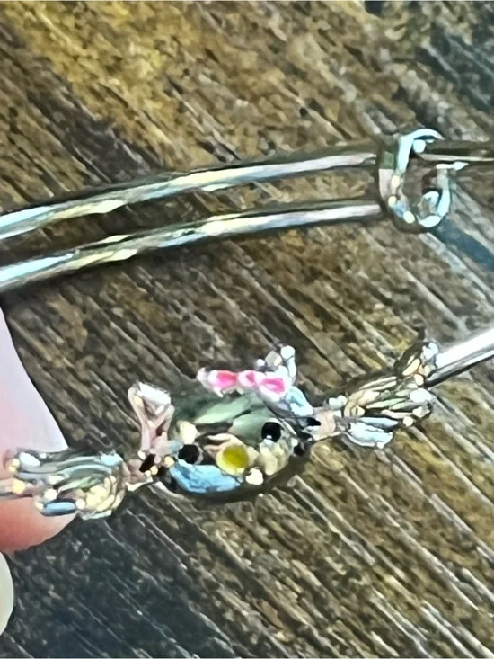 Silver Tone Kids Bird Bangle Bracelet with Pink Bow B251