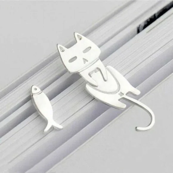 New 925 Silver Cat Fish Stud Earrings