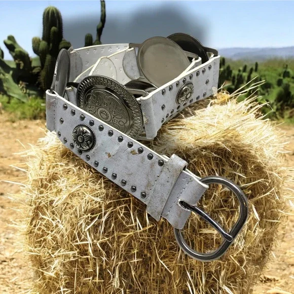 Vintage Y2K Distressed White Faux Leather Concho Belt Western Cowgirl READ FLAWS