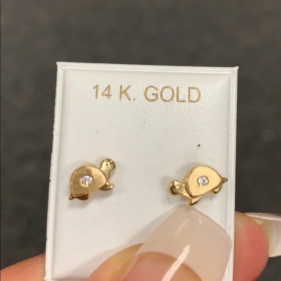 14K Yellow Gold 8mm Turtle Stud CZ Earrings