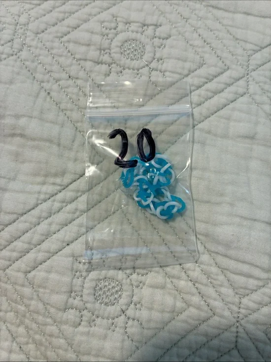 Blue and White Small Acrylic Chain Links - Pack of Decorative Links