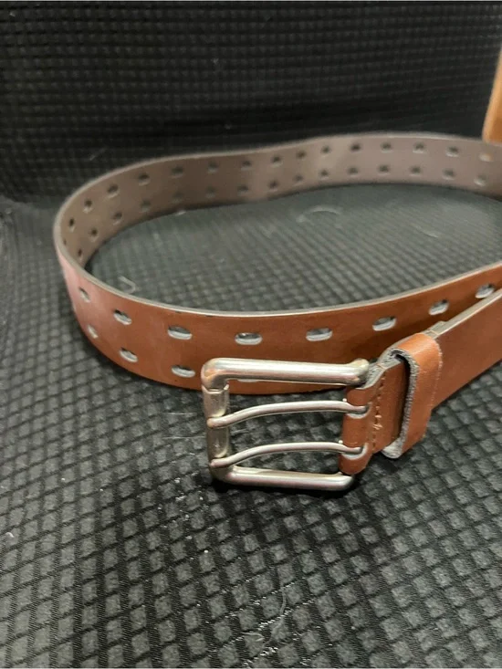 Woman’s Brown Leather Belt with Triple-Prong Buckle