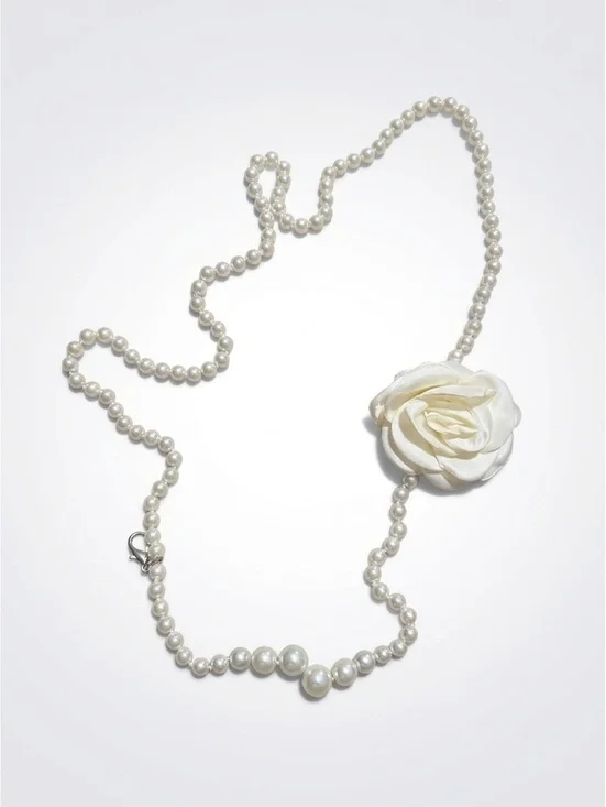 Faux Pearl Beaded Women's Belt with White Fabric Flower Accent