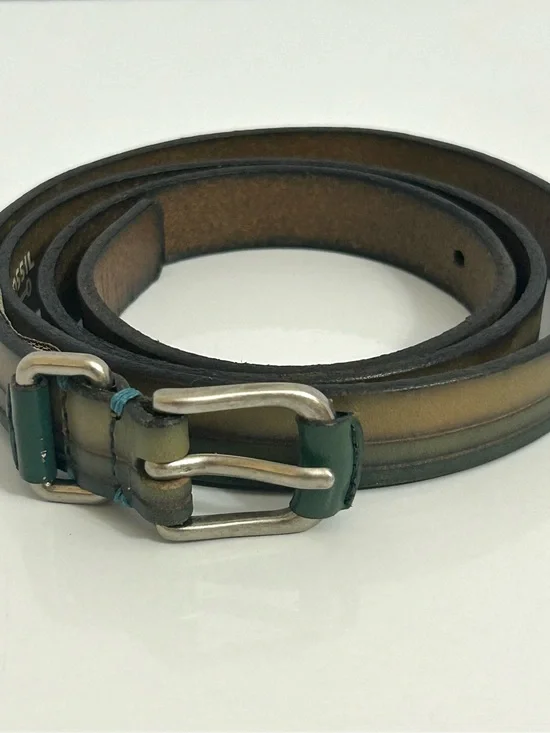 Fossil Leather Belt in Green - women’s Belt size L