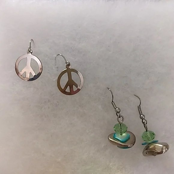 🌻 Dangling Earrings