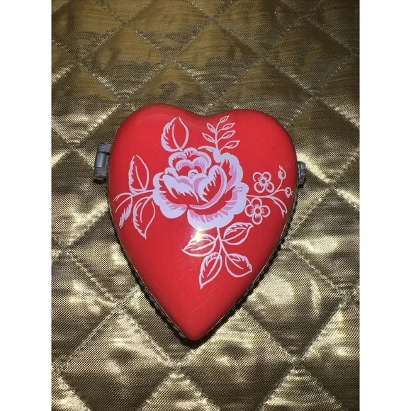 Hallmark Heart Trinket Box Porcelain Rose‎ Painted Detail Retro Valentine Love