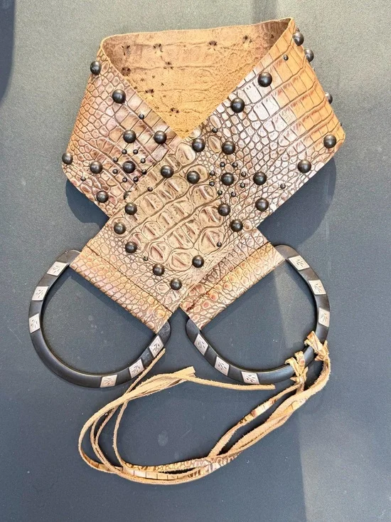 Studded Croc-Embossed D-Ring Waist Belt in Gold Metallic Leather