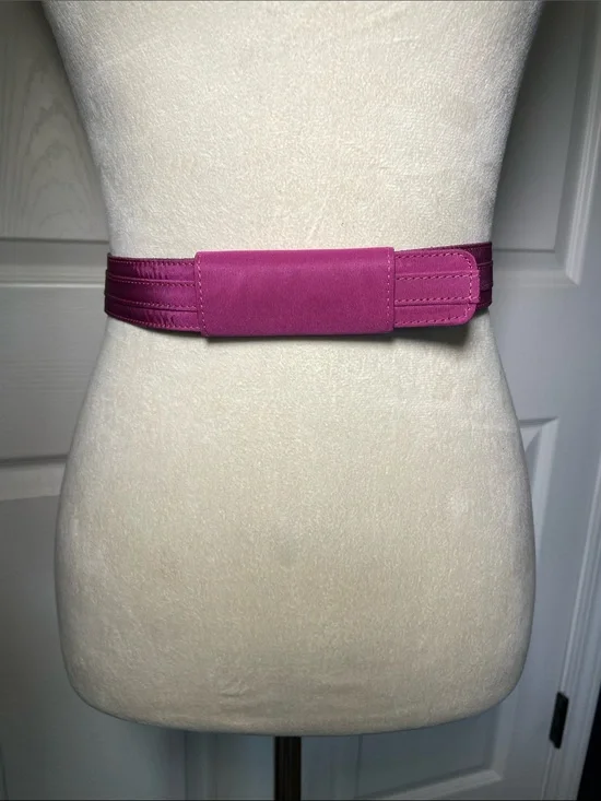 Retro Magenta High Waist Cincher Belt Fabric Front Panel Smooth Accent 38”