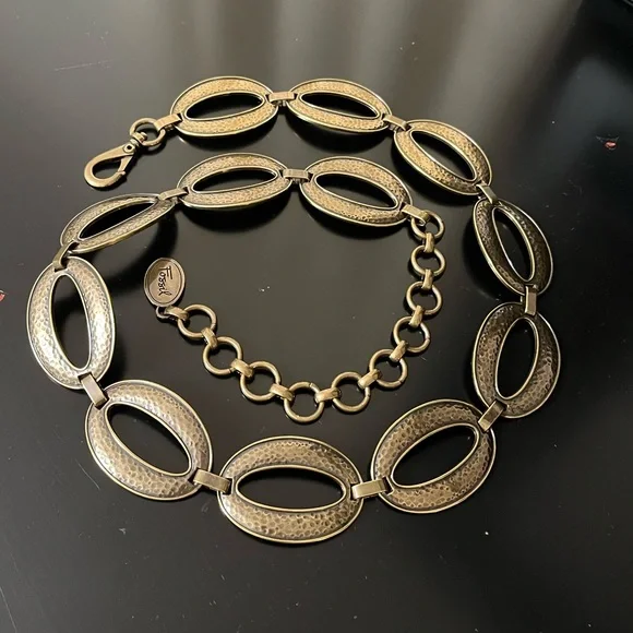 Fossil Circle Loop Clip Belt in Hammered Bronze