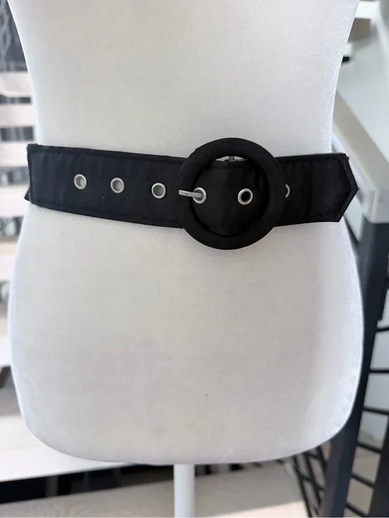 Black Round Buckle Waist Belt for Women 31”