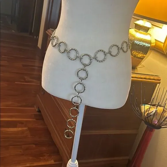 Silver Twisted Circle Chain Belt