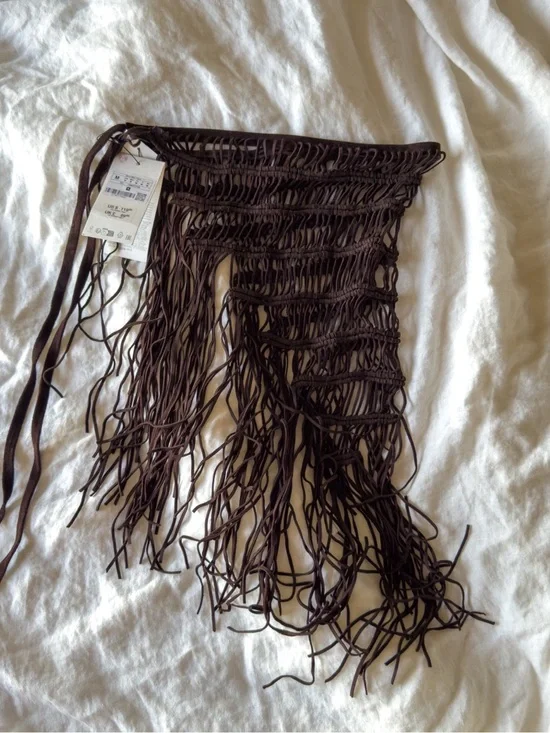 NWT 100% Leather Fringed Crochet Belt