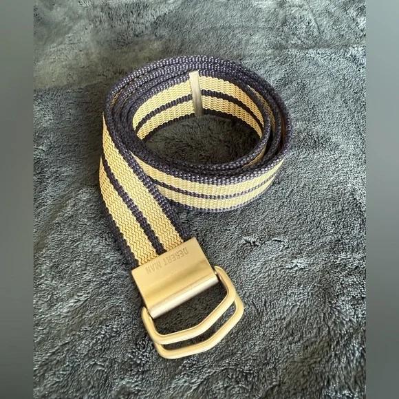 NWOT Desert Man belt size small canvas for women