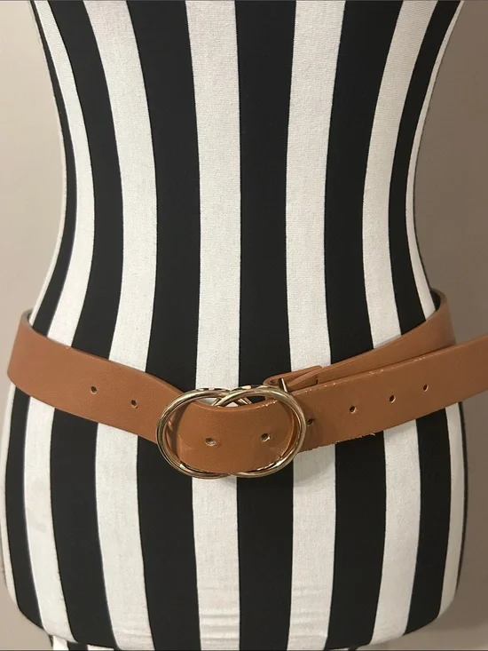 Nordstrom Tan Belt with Gold Interlocking Oval Buckle