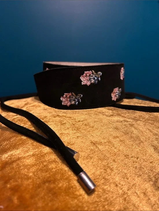 White House Black Market Black Velvet Floral Embroidered Wrap Headband