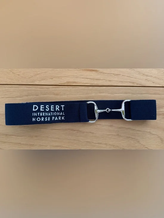 NWOT Ellany Equestrian Silver Snaffle Bit Elastic Belt w Desert Horse Park logo