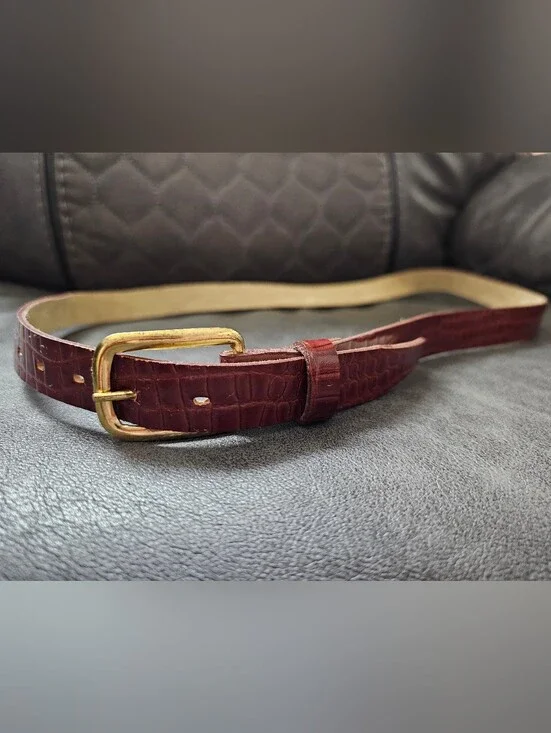 Vintage 70s 80s Oxblood Embossed Leather Skinny Belt Gold Tone Buckle Size 14