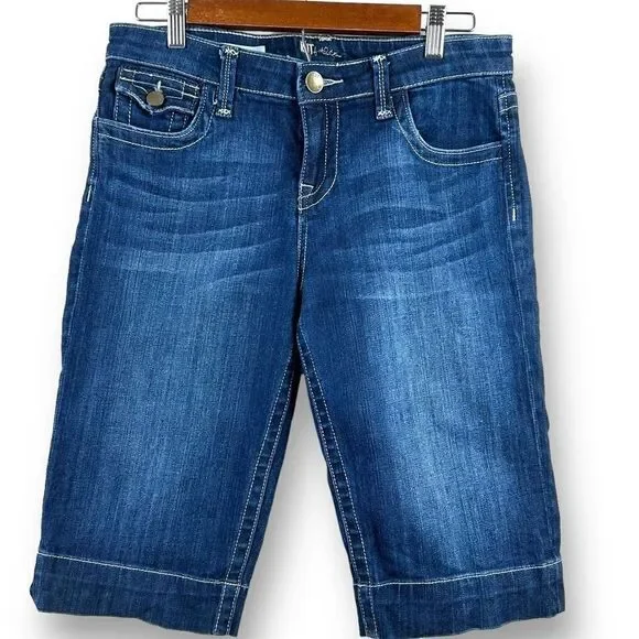 Kut From The Cloth Women's 6 Natalie Long Bermuda Shorts Blue Denim Flap Pockets