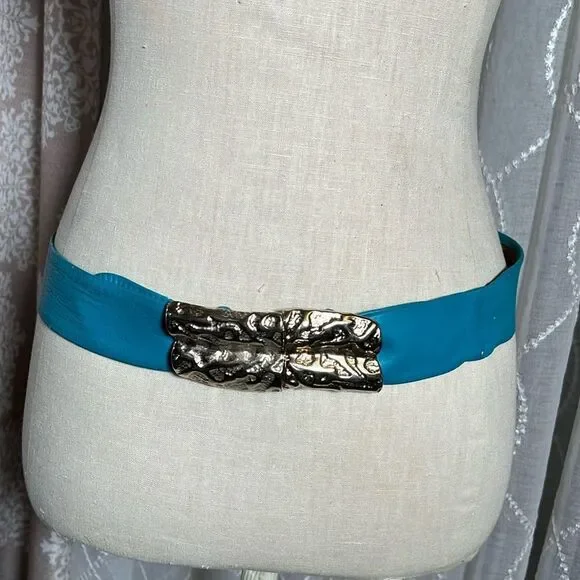 Vintage Teal lather belt with suede lining and gold buckle