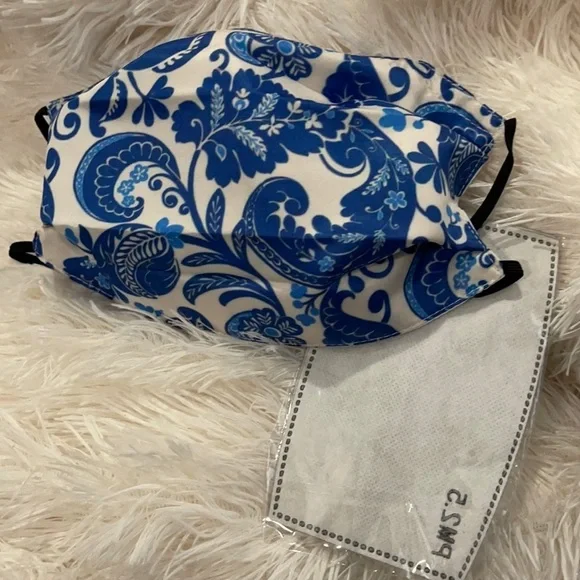 New women’s beautiful face mask