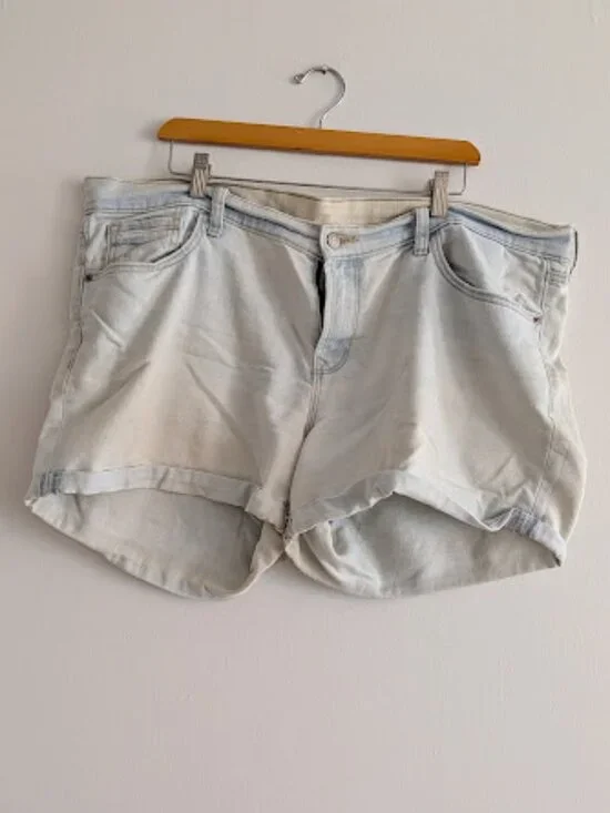 Old Navy Light Blue Bleached Out Jean Shorts Size 16