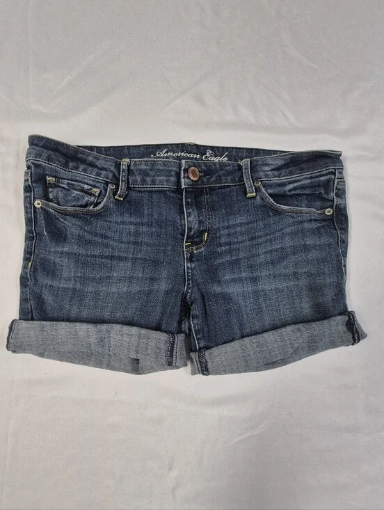 American Eagle Womens Mid Rise Dark Wash Cut Off Cuffed Denim Shorts Size 10