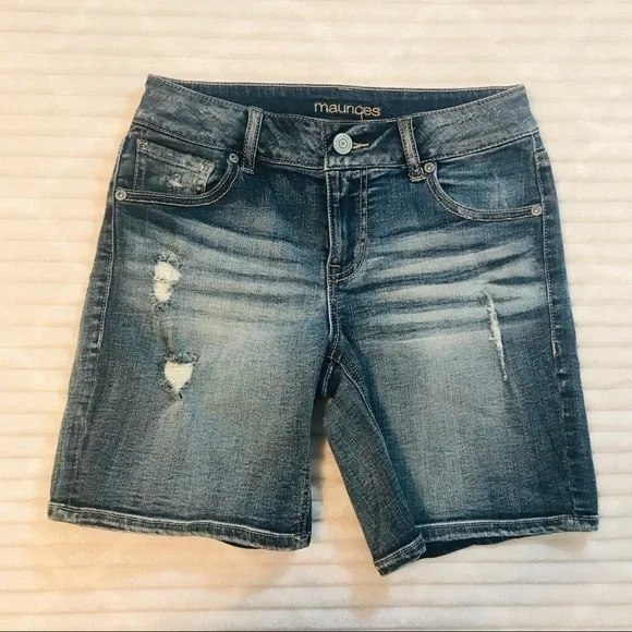 Maurices Distressed Stretch Denim Jean Shorts size 0 25