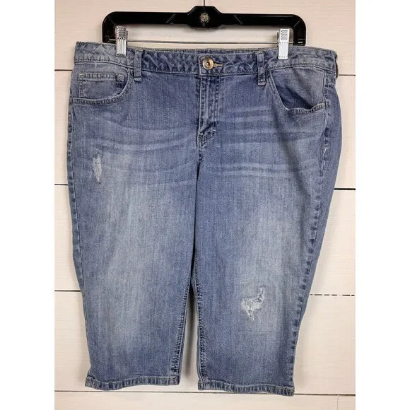 Arizona Denim Shorts Women's Size 18