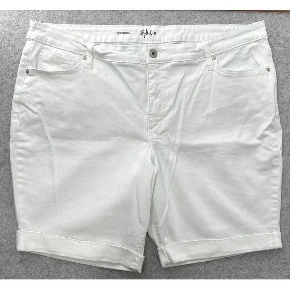 Style & Co. Bermuda Shorts White Denim Cuffed High Rise 5-Pocket Women's 22W