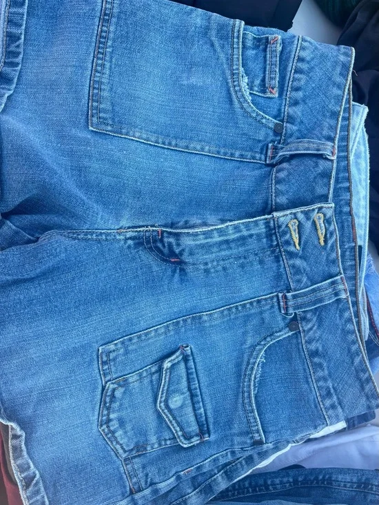 Blue Women's Denim Jeans Shorts - Classic Mid Wash
