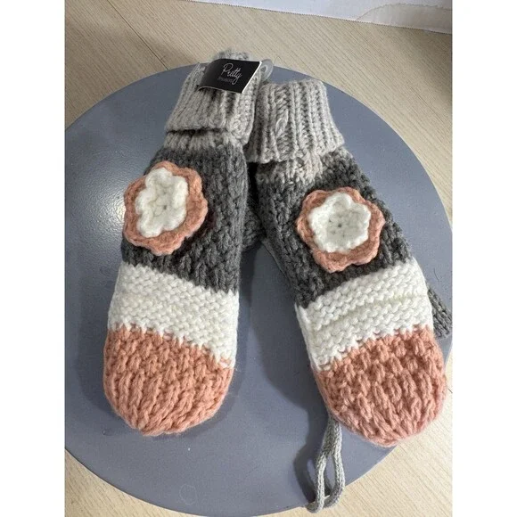 Pretty Persuasion Girls Embroidered Crochet Flower Lined Mittens Bohemian Hippie