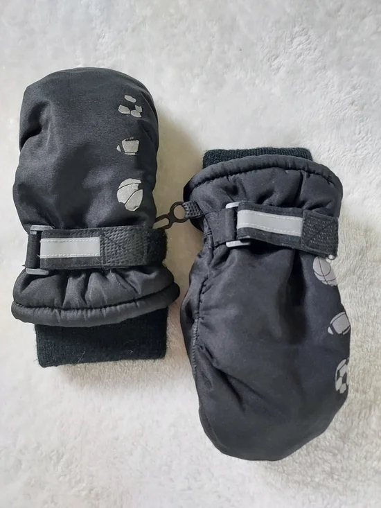 3M Black Kids Winter Mittens Thinsulate Cold Weather Protection Snow Ski