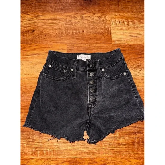 Madewell High-Rise Button-Fly Denim Shorts Washed Black Raw Hem Size 24 RN77388