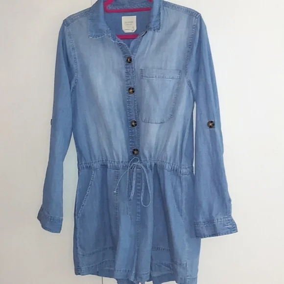 Francesca's Harper Heritage Soft Denim Jumper One Piece Button Shorts outfit M