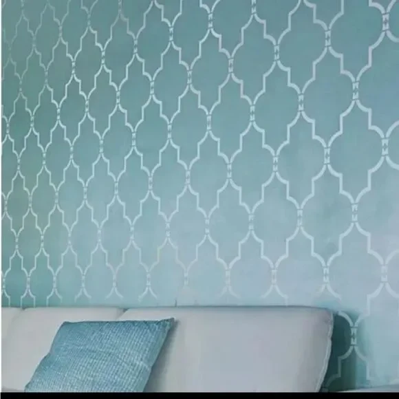 Large wall stencil trellis pattern