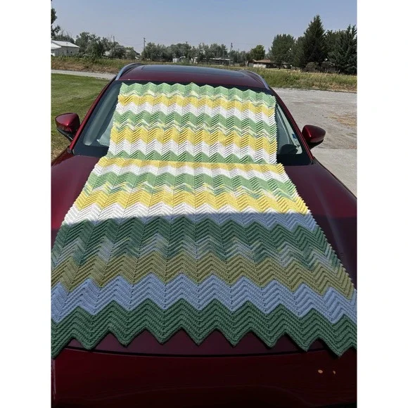Handmade Crochet Blanket 42x79 Yellow Green White Chevron Zig Zag Throw Afghan