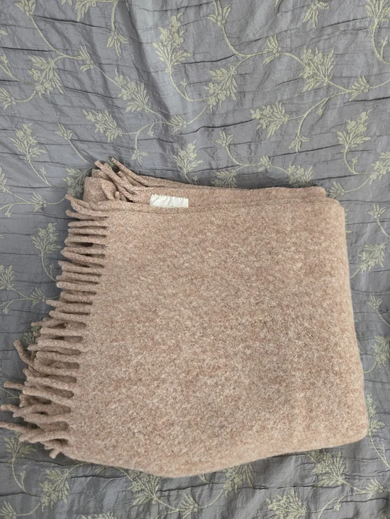 Slieve Donard Wool Irish Ulster-made Fringe Blanket