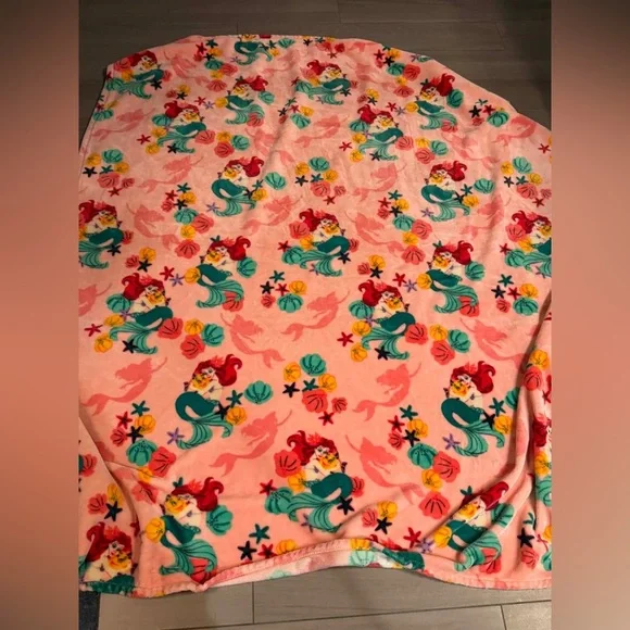 Little mermaid Pink Mermaid Fleece Blanket - 70x60inches