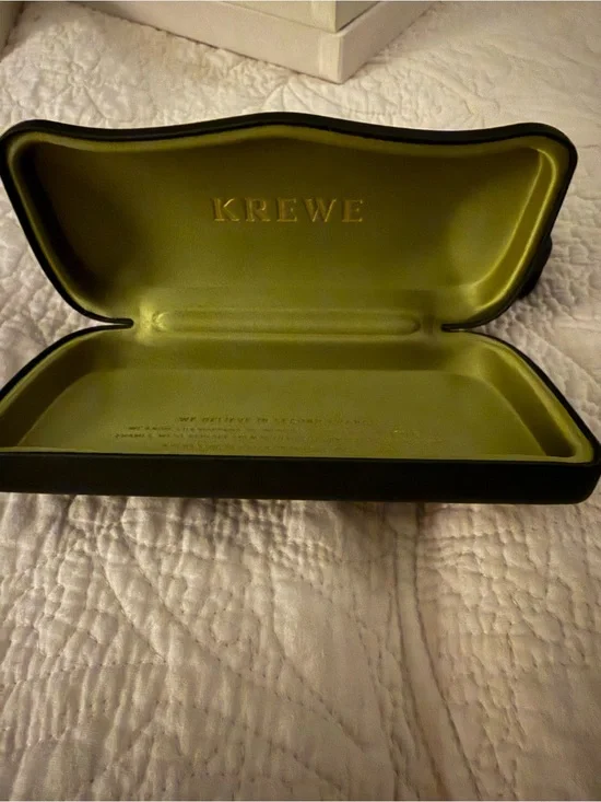 KREWE Eyewear Case black with Olive Green satin interior
