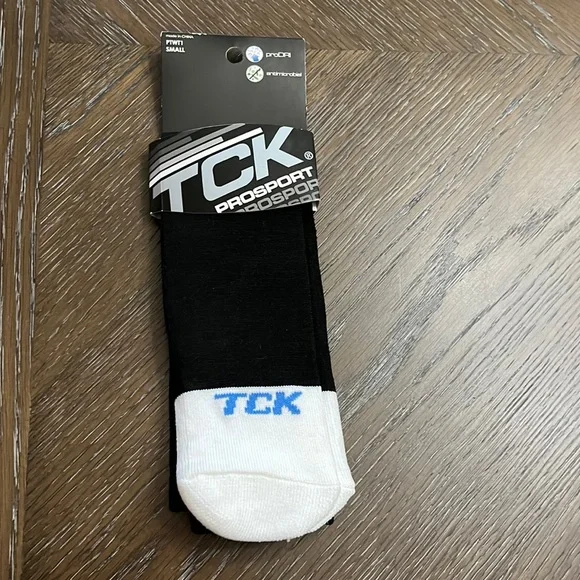 TCK pro sports Kids Soccer black socks Size Y 12-5