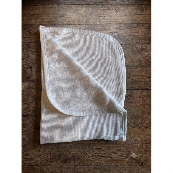 Vintage Carter's White 100% Cotton Thermal Waffle Weave Baby Blanket USA Made