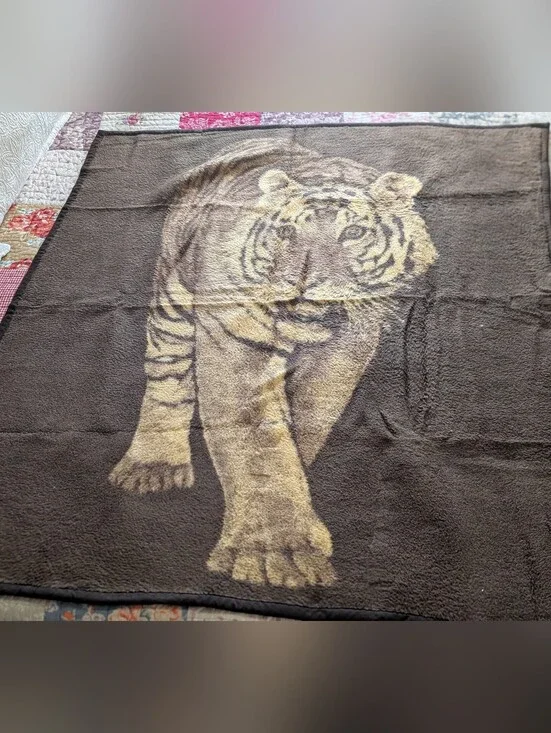 Vintage Tiger Print Throw Blanket Reversible 58