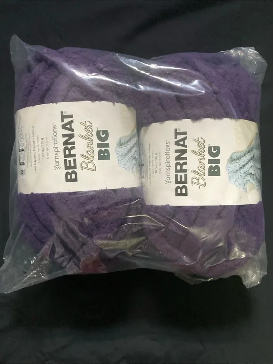 NWT Bernat Yarnspirations Blanket Big Purple Moonlight Jumbo #7 Yarn 2 Skeins