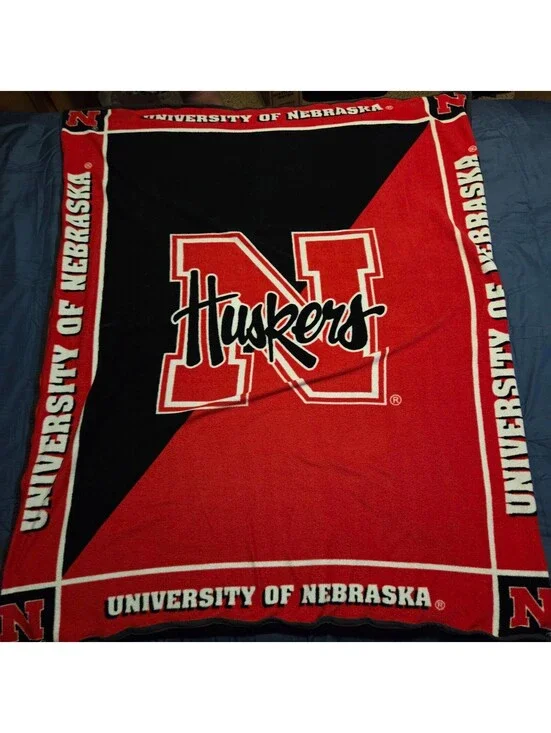 University of Nebraska NCAA Cornhuskers Fleece Throw Stadium Blanket 54x44