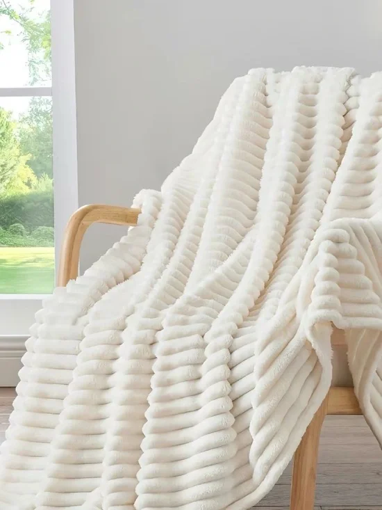Cozy Ribbed Plush Throw Blanket - Cream