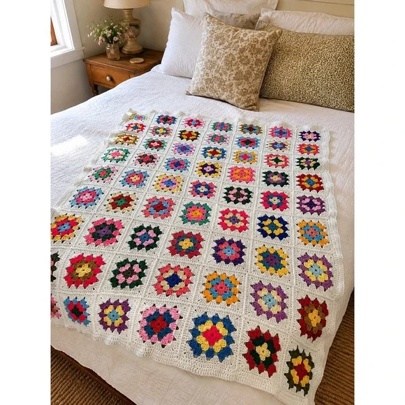 Vintage Handmade Granny Square Crochet Throw Blanket 45x34