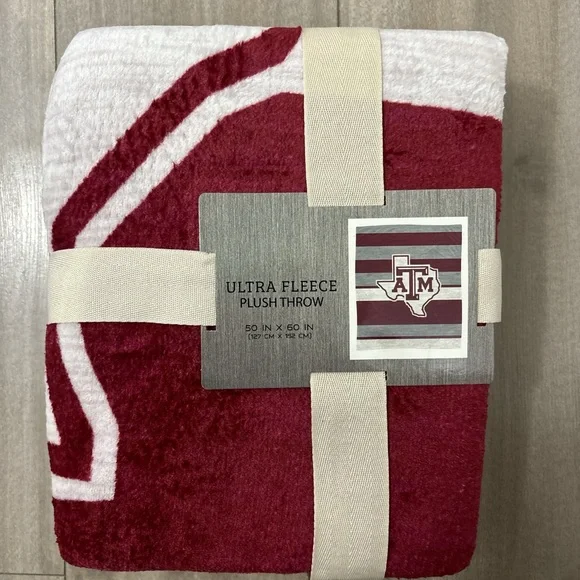 Maroon Ultra Fleece Plush Throw